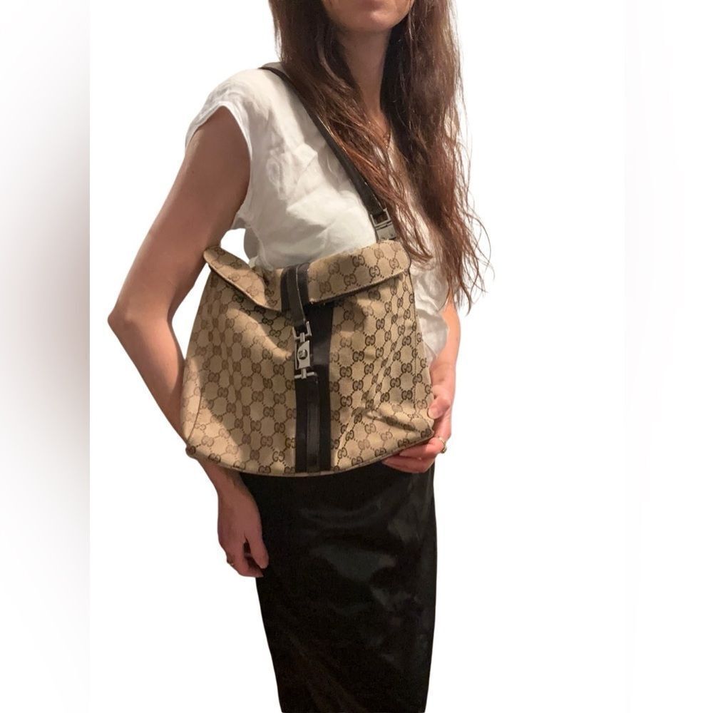 Gucci Beige and Black Monogram Jackie piston lock Shoulder Bag - Picture 12 of 12